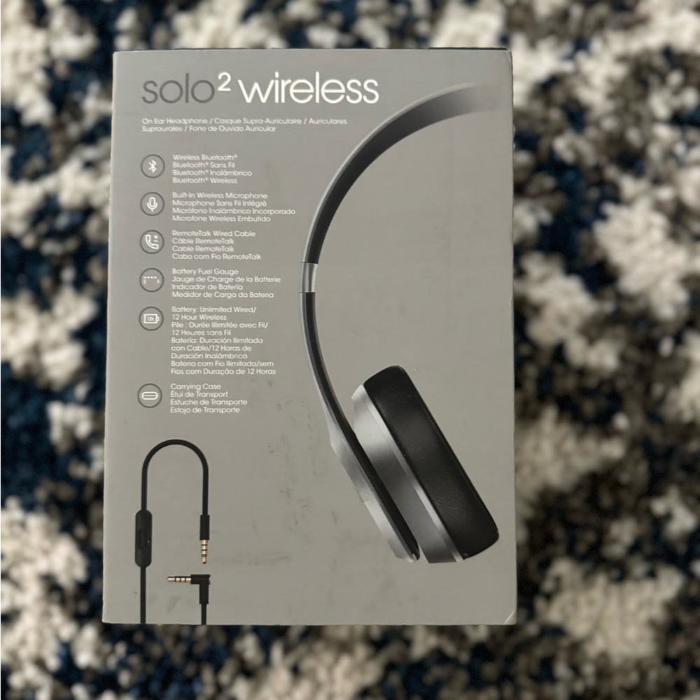 Beats Solo 2 Wireless Special Edition Space Gray